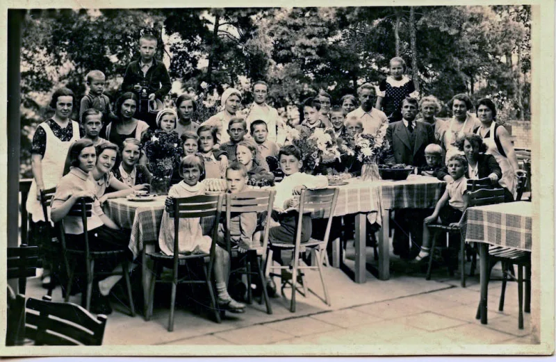 Historická fotografie pensionu RUT