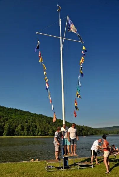 Regata RUT Classic - závod klasických dřevěných plachetnic na Máchově jezeře